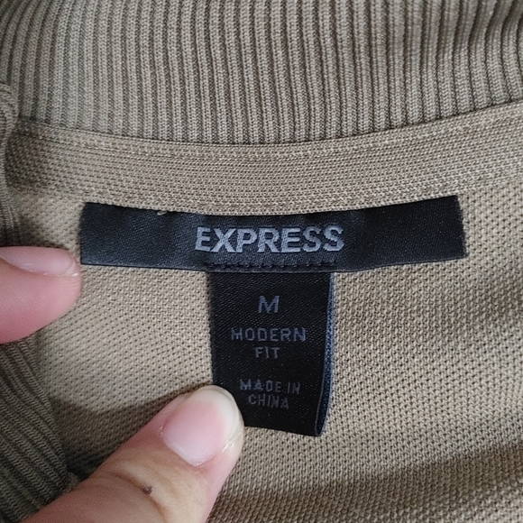 Express Sweater - Picture 9 of 9